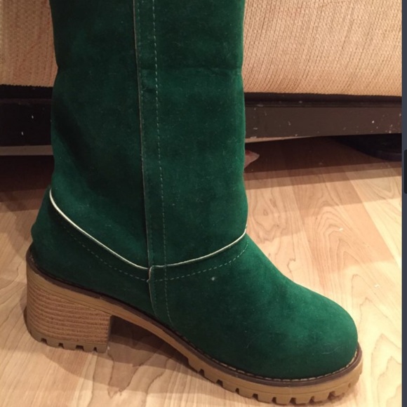 Winter plush warm women’s boots - Picture 3 of 3